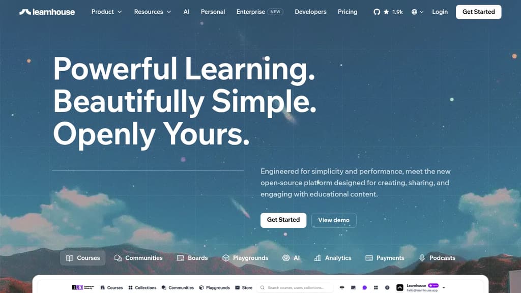 Screenshot of LearnHouse website